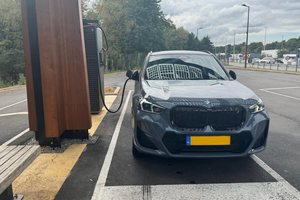 Fastned bij Brecht