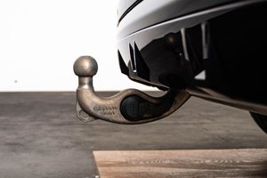 Trekhaak uitgeklapt bmw